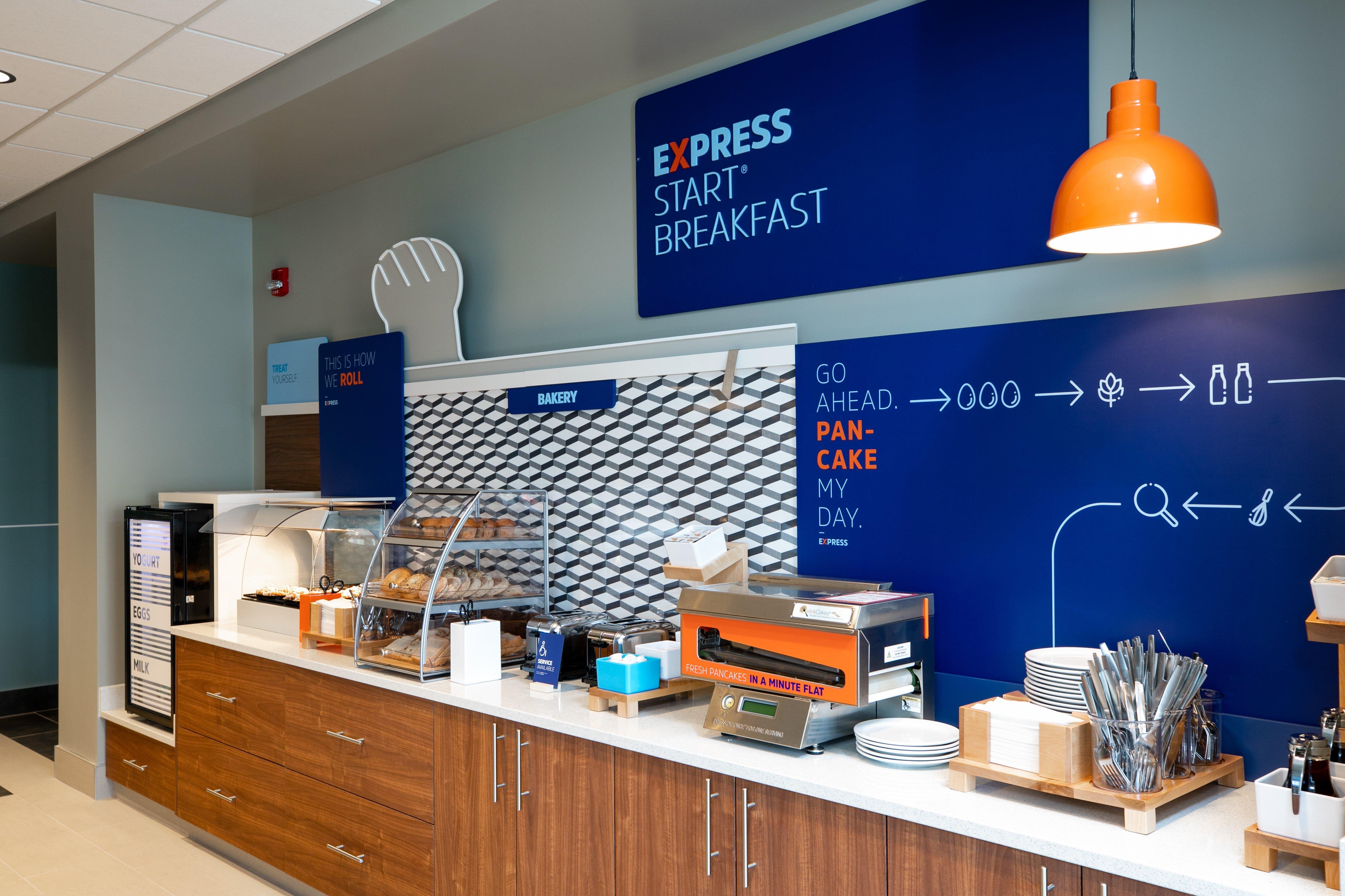 Holiday Inn Express - Lethbridge Southeast By Ihg Exterior foto
