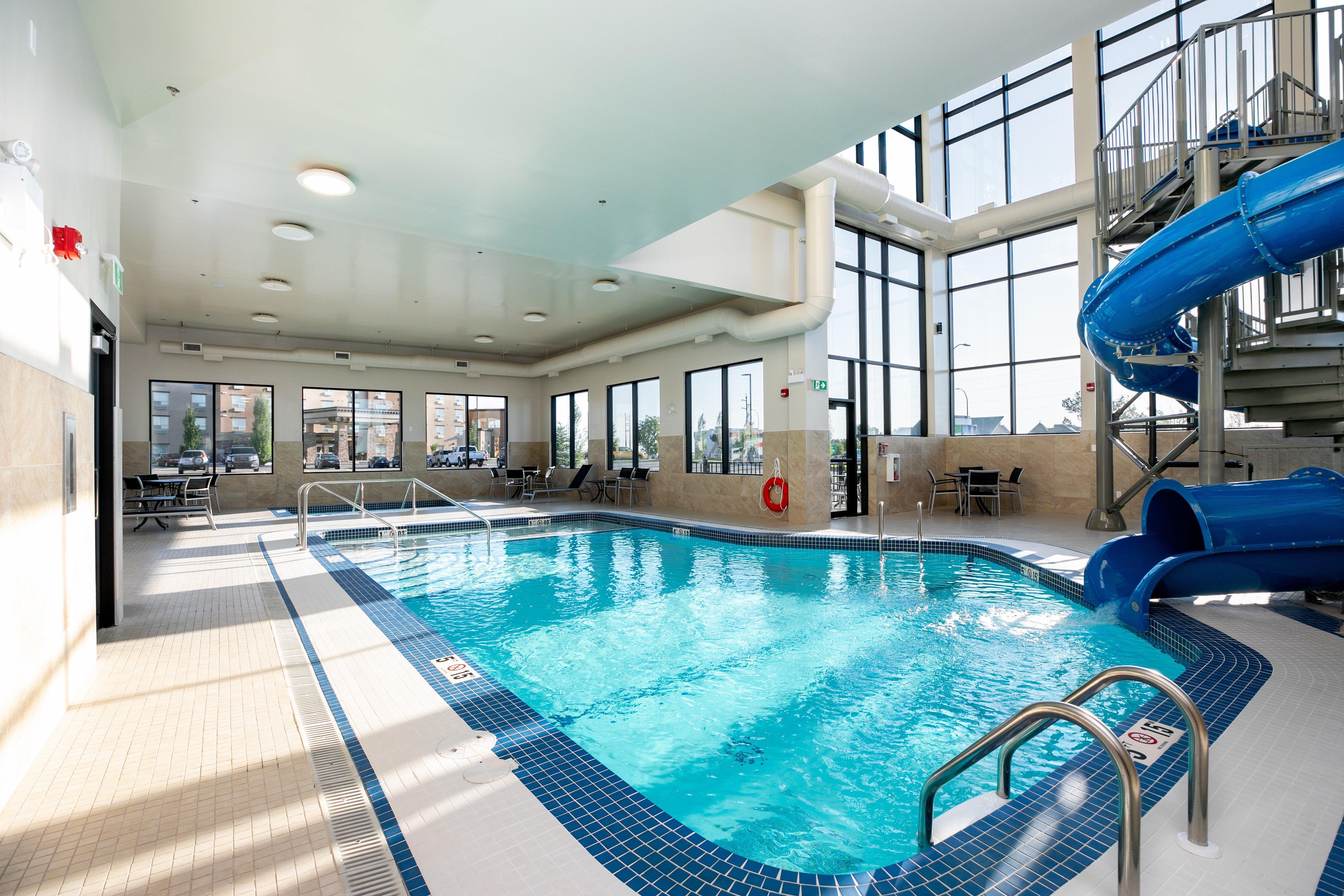 Holiday Inn Express - Lethbridge Southeast By Ihg Exterior foto