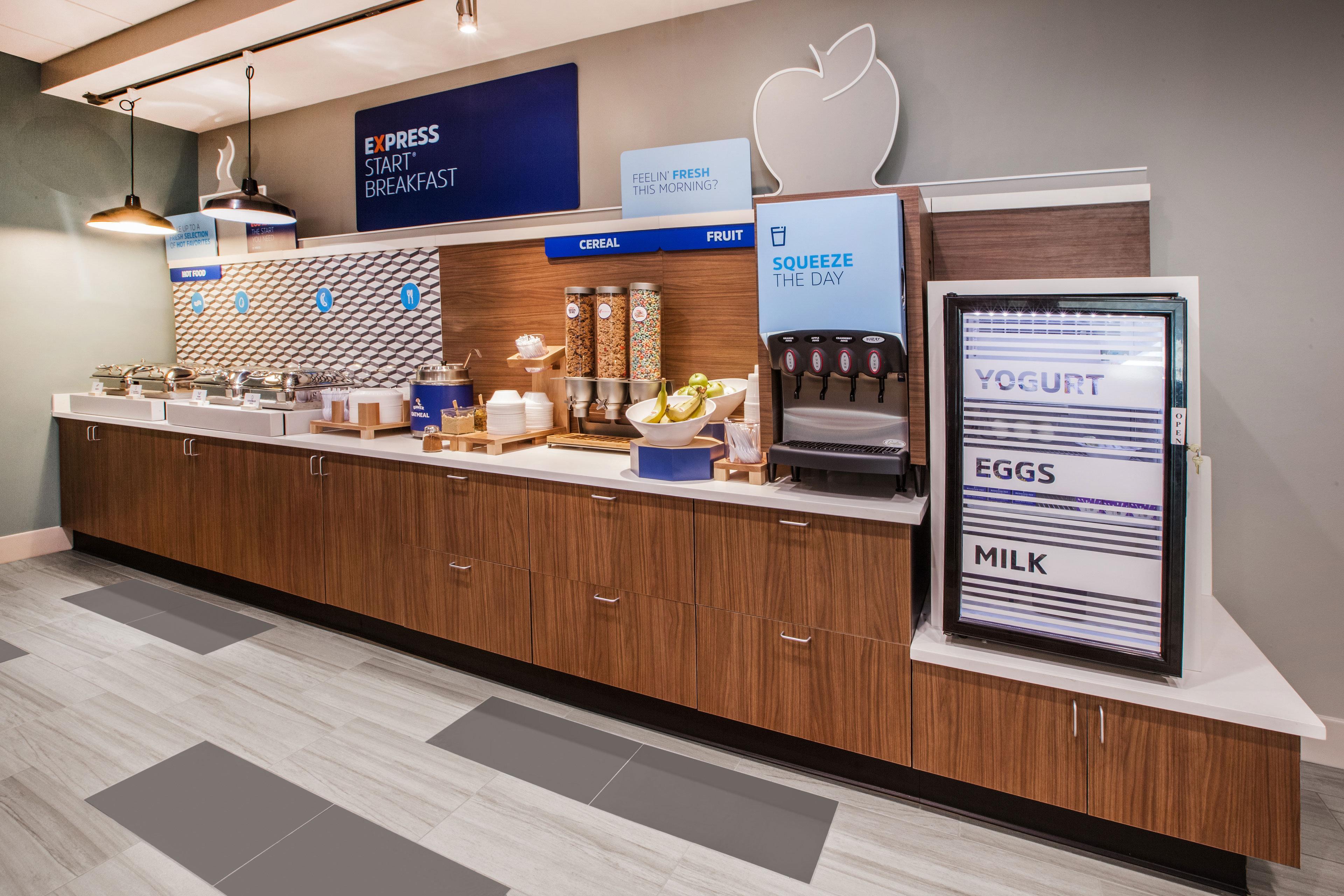 Holiday Inn Express - Lethbridge Southeast By Ihg Exterior foto