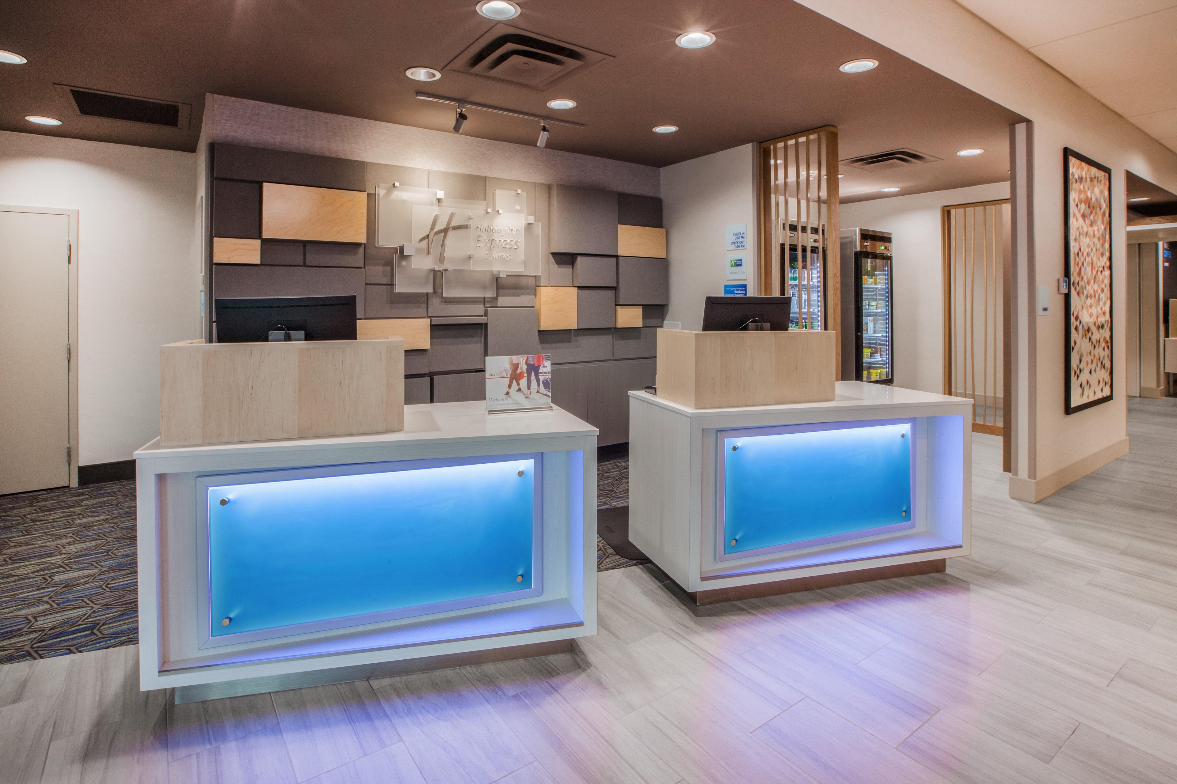 Holiday Inn Express - Lethbridge Southeast By Ihg Exterior foto